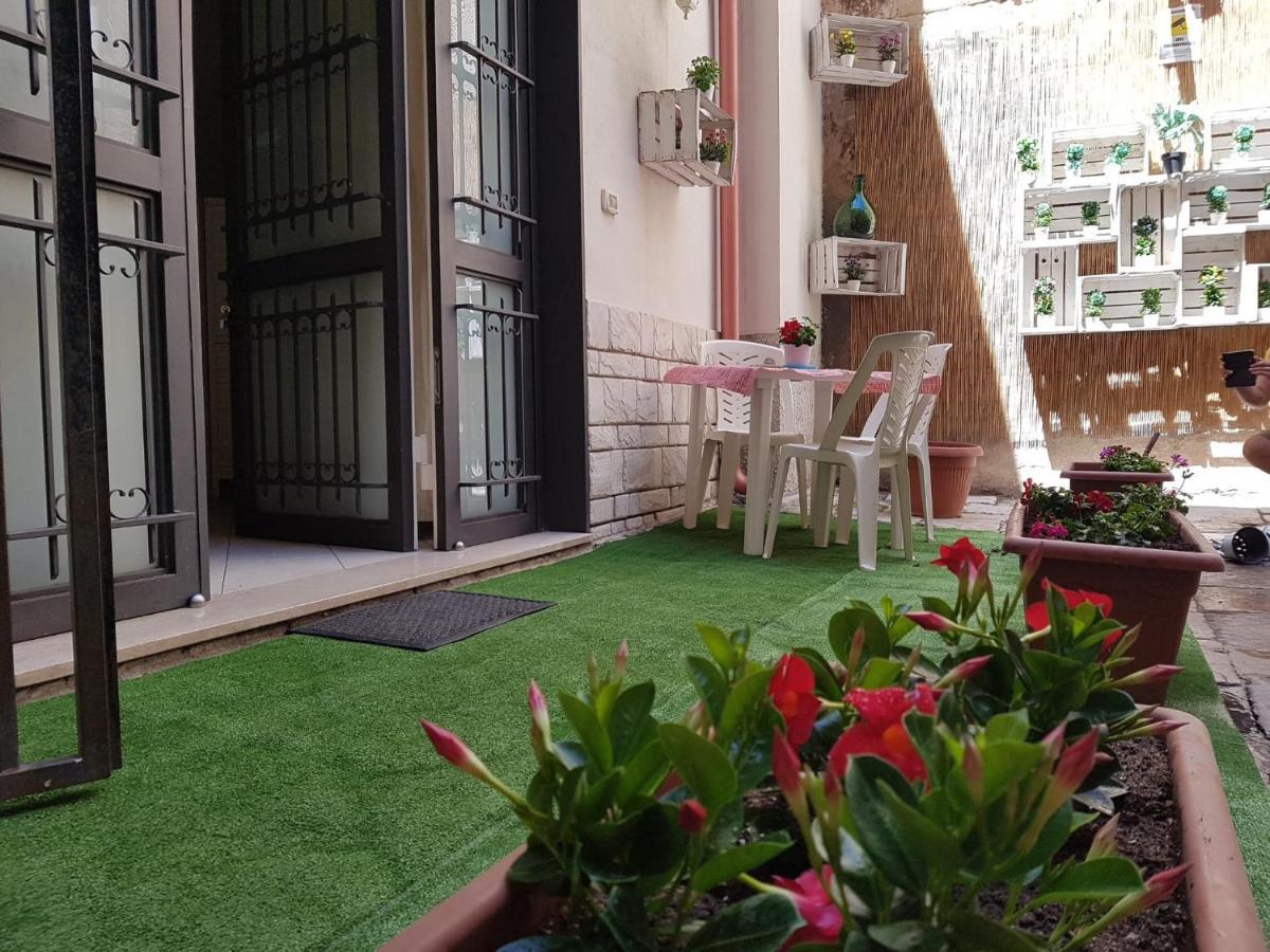Philos - Appartements&Rooms Tarento Exterior foto